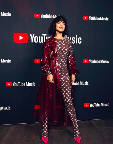 Inna, apariție incendiară la gala Latin Grammy Awards 2018! Românca a strălucit alături de Luis Fonsi, J Balvin și Maluma