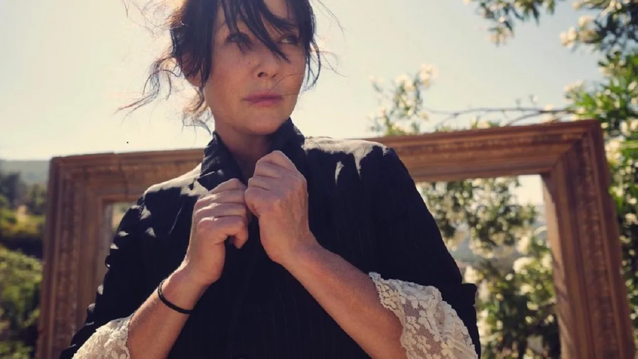 Bolnavă de cancer, actrița adorată în România a aflat că este înșelată de soț: „Nu puteam să intru în operație cu el acolo”