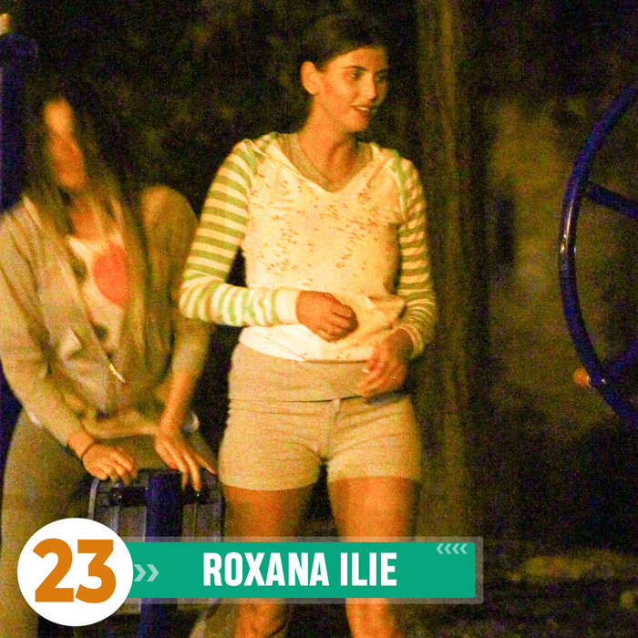 Top 50 „picioare de gazelă” în pantalonași minusculi. Pe ce locuri „se bat” Tania Budi, Gina Pistol și Adina de la Heaven