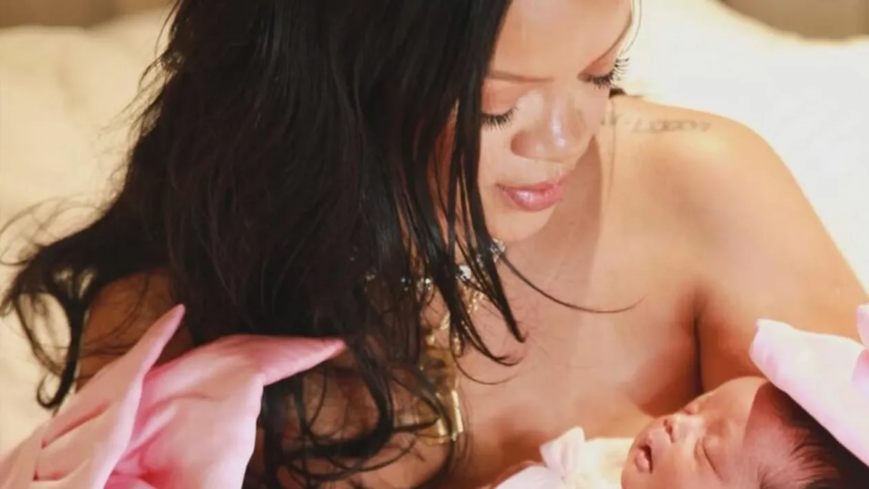 Rihanna a devenit mamă pentru a treia oară! A născut o fetiță, pentru care a ales un nume special. Prima imagine cu micuța!
