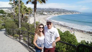 Fabuloasa poveste a romanului chemat de Michael Jackson sa-l scoata din datorii: a spalat vase, iar acum vinde vile de lux!