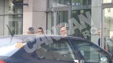 VIDEO Celebru la Hollywood, de nerecunoscut in Romania. Chel si imbracat modest, Matt Damon a trecut neobservat in Capitala!