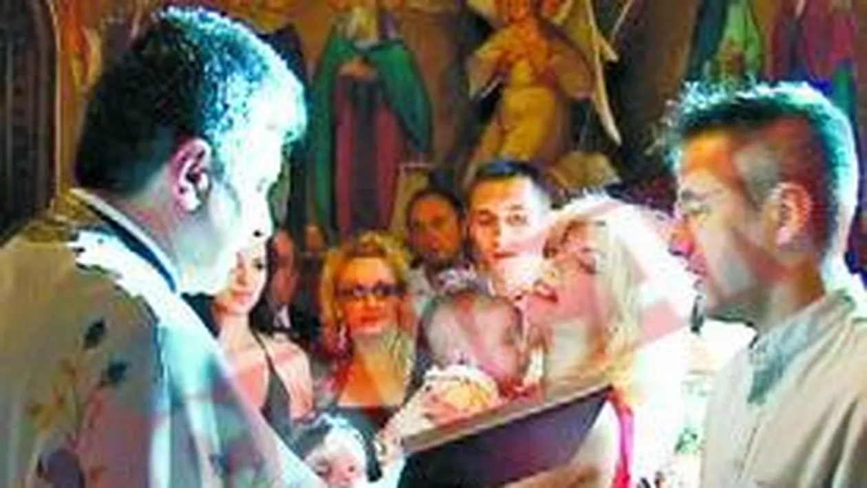 Loredana si-a nasit nepotica