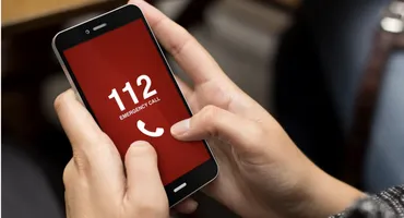 Un ieșean a sunat la 112 de peste 15.000 de ori în ultimele opt luni. În timpul apelurilor, operatorii erau blocați!