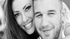 Iubitul unei ispite de la “Insula Iubirii”, Aaron Armstrong, găsit fără suflare în casă. Tragedia vine la nicio lună de când Sophie Gradon a murit subit