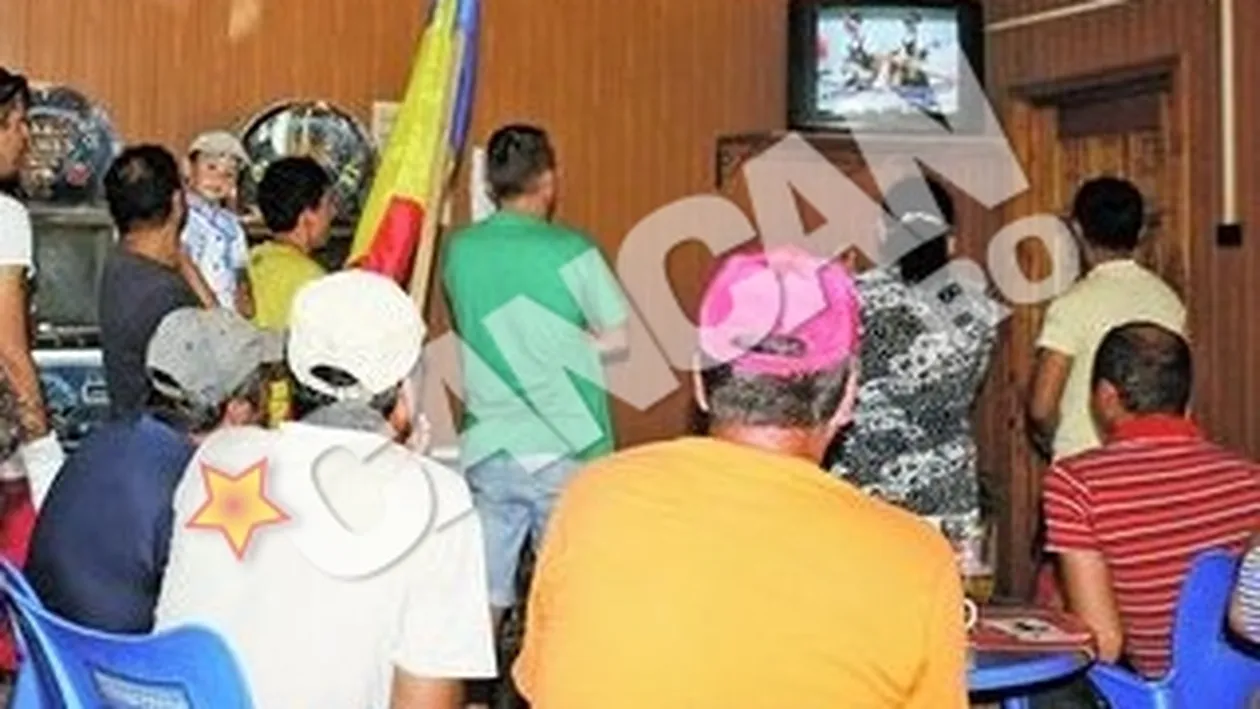 Localnicii din Dracsani au urmarit cursa cu sufletul la gura! Au plans in bar pentru Geta