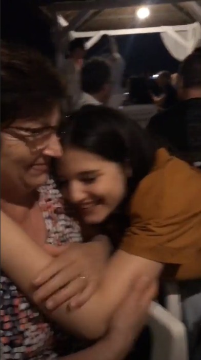 Liviu Vârciu, surprins cu fiica și mama lui în club. Ce mesaj trist a transmis artistul