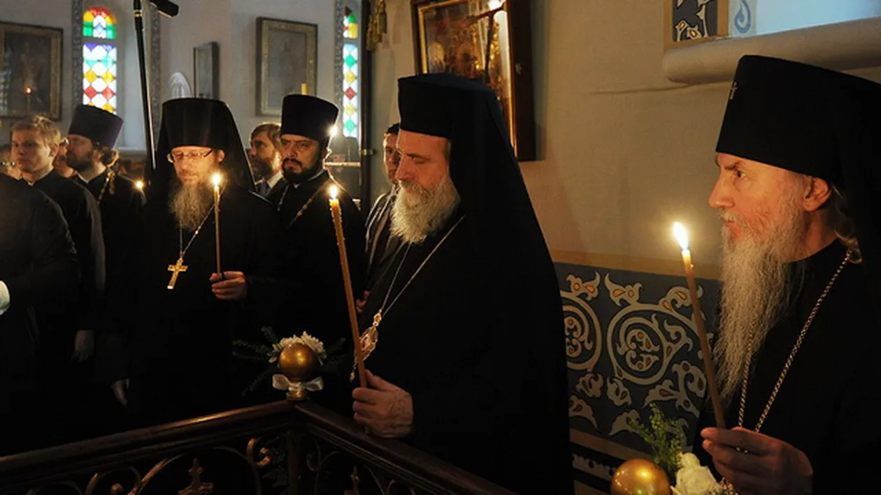 CALENDAR CRESTIN ORTODOX. Romanii se roaga astazi pentru Sfantul-general Andrei, care a fost decapitat pentru Hristos!