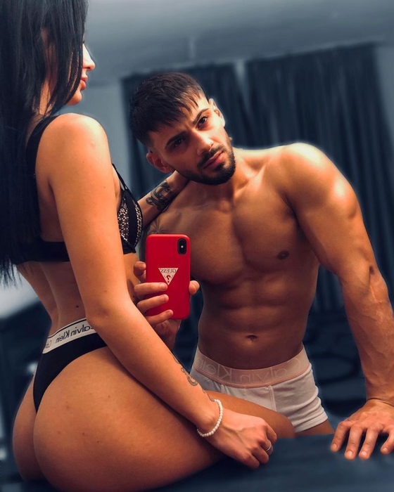 Paul de la Puterea Dragostei și-a asumat relația cu o brunetă focoasă! Cine este femeia care i-a cucerit inima