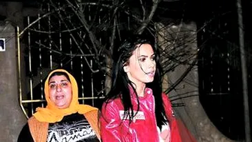 Oana Zavoranu a cerut ajutorul vrajitoarelor