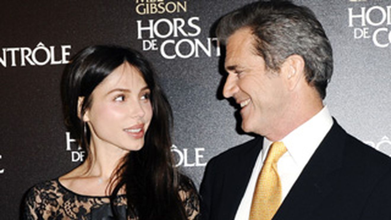 Oksana: "Mel Gibson mi-a dat doi pumni si mi-a spart dintele"