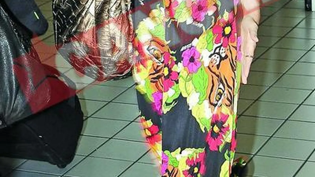 Jessica Simpson: Parturile mele miros ca o gradina de trandafiri