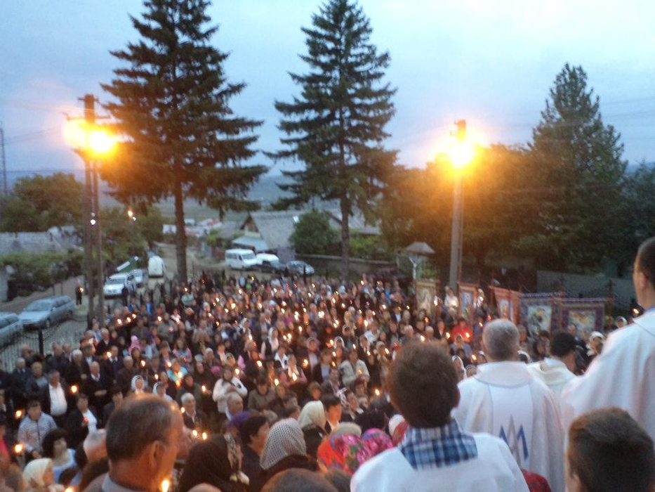 Comunitatea din Pustiana se reuneamereu de Paște
