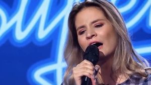 Povestea emoționantă de viață a Sabinei Bălăoi de la ”SuperStar”. Tânăra de 17 ani s-a luptat cu o boală nemiloasă: cancerul