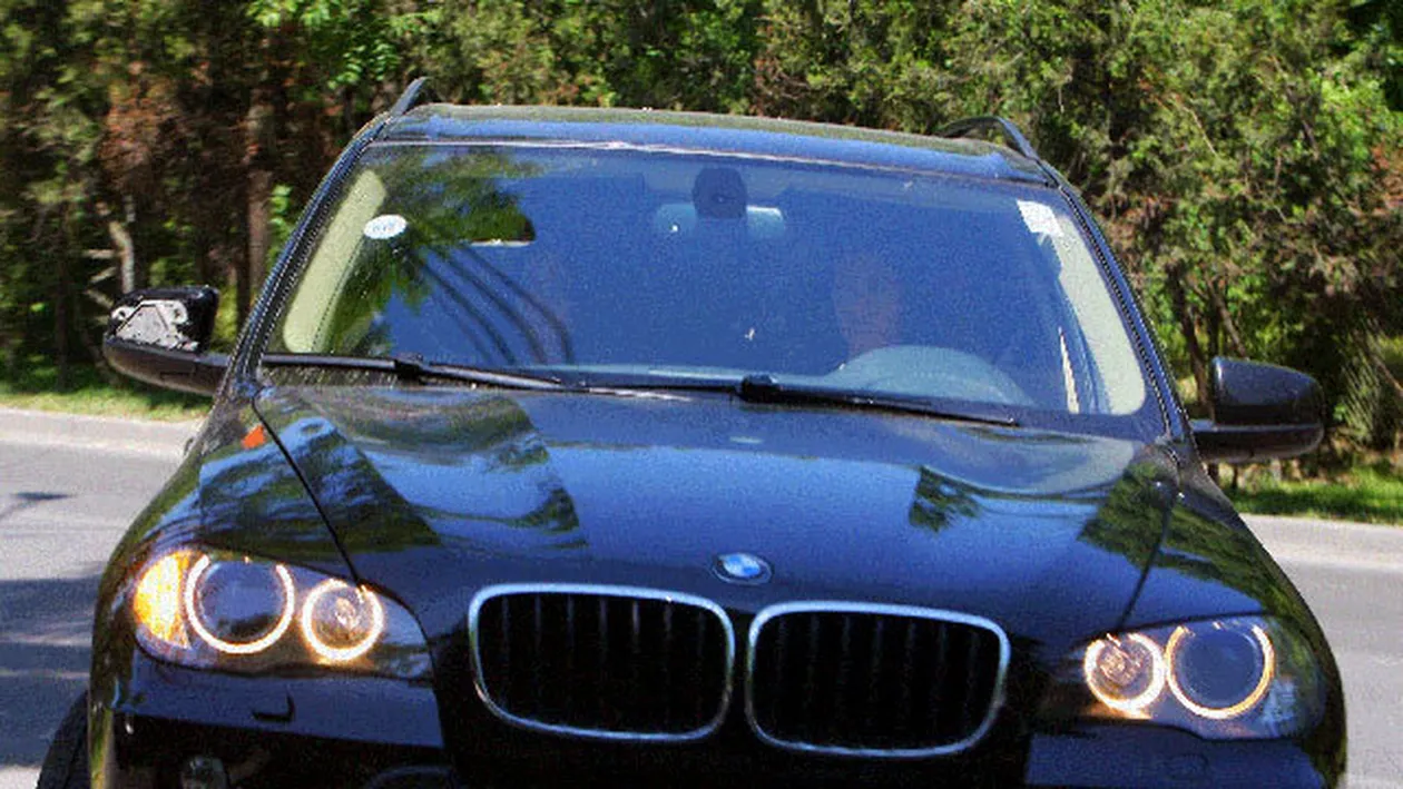  Dialog ca pe centură între Cream şi un agent de la Rutieră: ”Bă, ca să-ţi plătesc amenda trebuie să mă…!”