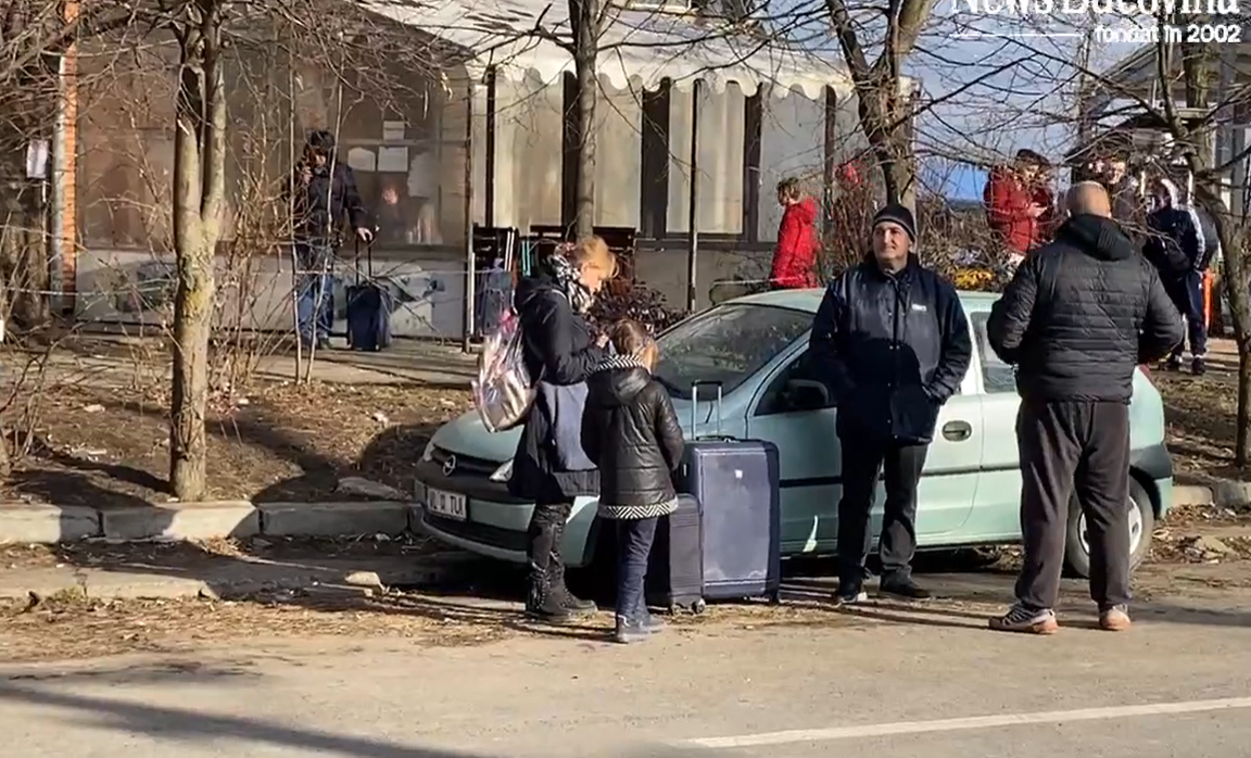 Gestul emoționant făcut de români pentru refugiații ucrainieni care trec vama Siret