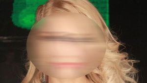 O cantareata de la noi a ajuns de urgenta la spital: "Nu-mi venea sa cred cum imi ceda corpul. M-am consumat emotional"