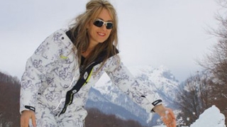 Dupa moartea sotului ei, Florentina Opris se reculege in natura! Afla in ce loc din Romania isi gaseste linistea sufleteasca!