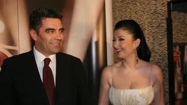 S-a indragostit de ea la TV si i-a spus mamei sale ca ii va deveni sotie. Vezi cum a cucerit-o Marcel Toader pe Gabi Cristea