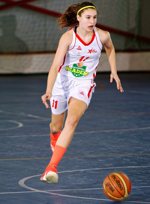 Sarah Dumitrescu