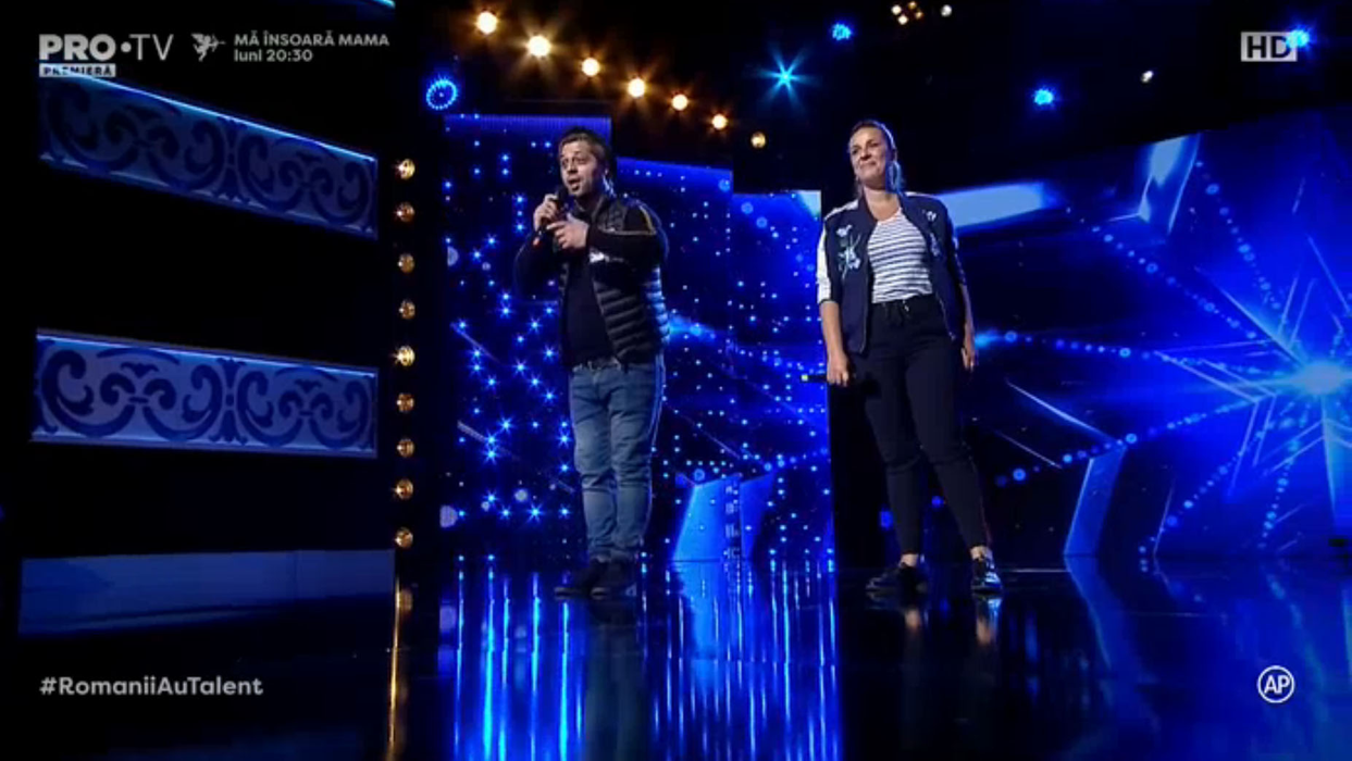 ROMÂNII AU TALENT 2018. Soții români care cântă la metroul din Paris au venit în emisiune! Gestul emoționant al Andrei