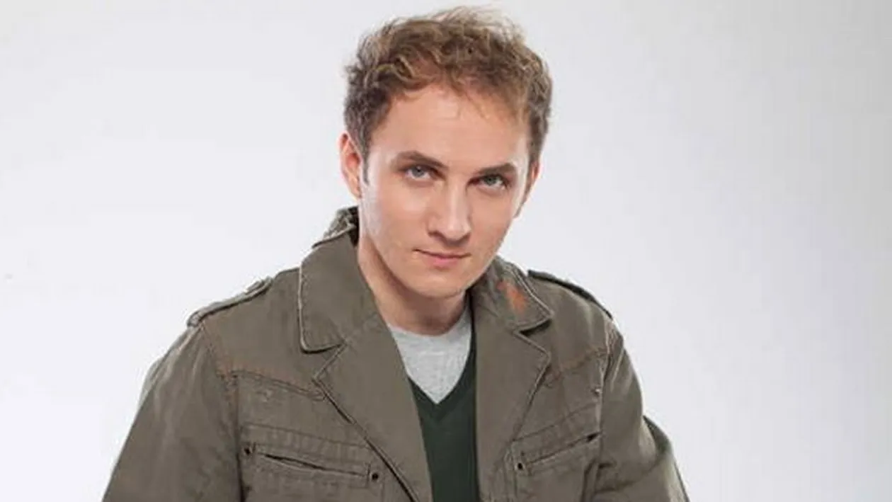 Piesa este gata, insa el nu se hotaraste daca sa se inscrie sau nu la Eurovision! Am aflat de ce se teme Mihai Traistariu