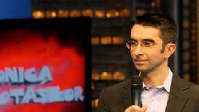 Mihai Găinuşă a fost mustrat de Biserică din cauza bebeluşelor de la Cronică: "Mi-au spus că sunt cam dezbrăcate"