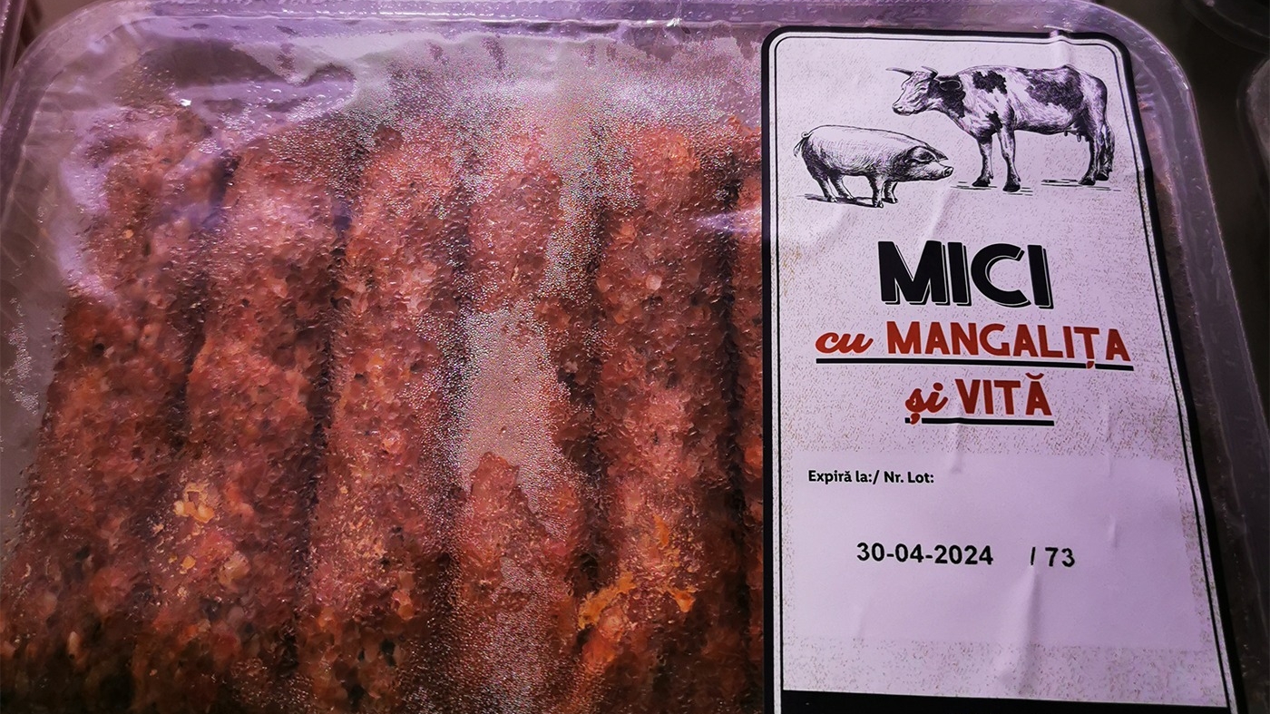 Sunt cei mai scumpi din București! Câți lei costă o caserolă cu mici de mangaliță, în Lidl