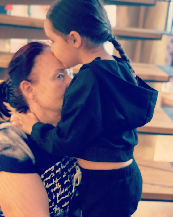 Cum arată mama lui Cătălin Măruță. Prezentatorul a postat mai multe fotografii „Bunătatea întruchipată”
