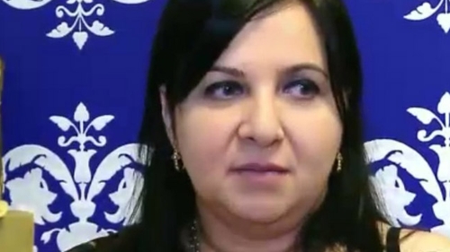 Carmen Şerban trăieşte o adevărată dramă. Tatăl ei este grav bolnav. "Are 12 operaţii, e în scaun cu rotile!"