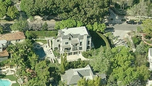 Katy Perry si Russell Brand si-au luat casa de 2,2 milioane de dolari