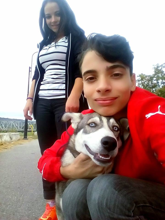 Costi este un mare iubitor de animale