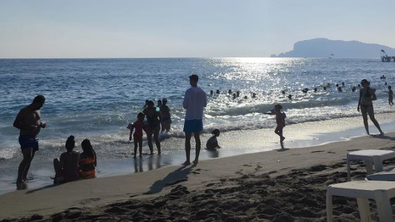 ALERTĂ în Turcia! O bacterie extrem de periculoasă a fost descoperită în apa mării