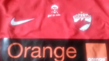 Schimbare RADICALA in echipamentul lui Dinamo! Cum vor arata tricourile cainilor in acest sezon!