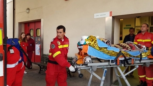 Accident teribil la Iași. O asistentă medicală imobilizată la pat a luat foc din cauza unei țigări