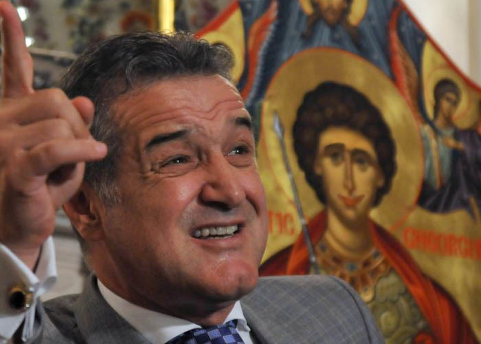 Prima reacţie a lui Gigi Becali, după venirea lui Gianluca Vacchi la Bucureşti