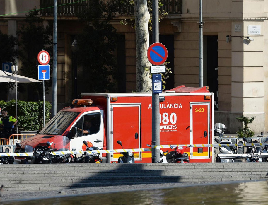 Alertă la Barcelona: Bulevardul La Rambla, evacuat!