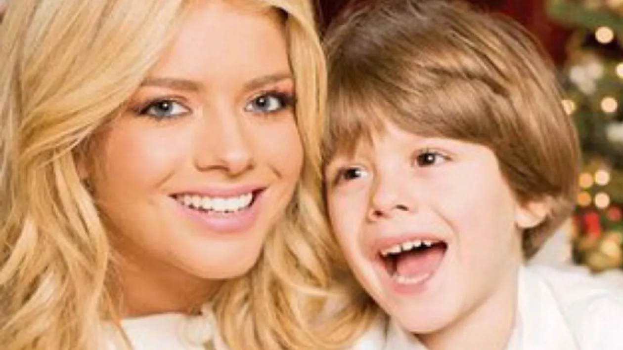 Numai o mama poate sti ce e in sufletul ei! Alexandra Dinu a vorbit pentru prima data despre starea de sanatate a fiului ei