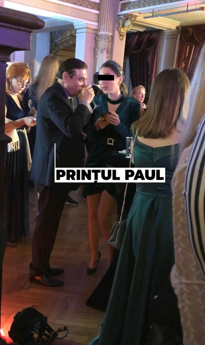 Prințul Paul a ”sorbit-o” din priviri pe tânără