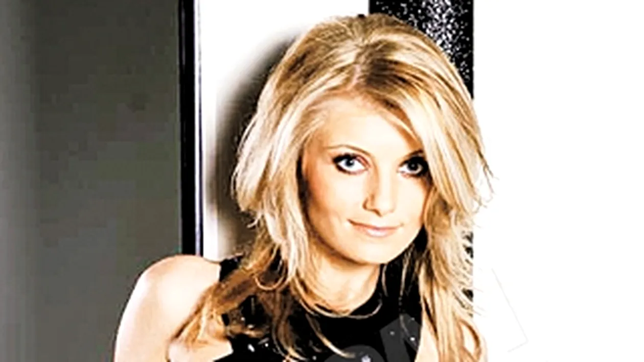 Sylvia se mentine frumoasa acasa cu produse naturale! Vezi aici secretele ei!