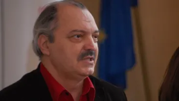 Nu exista rusine mai mare! Consulul-cantaret Victor Socaciu s-a facut de ras in fata canadienilor pentru ca ...