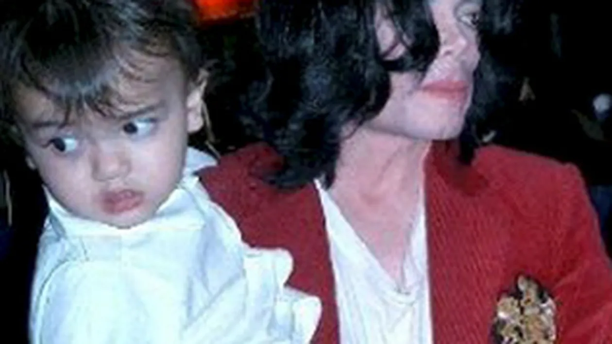 Michael Jackson i-a pus viata in pericol fiului sau cel mic! A cerut sa-l anestezieze total, in conditii improprii