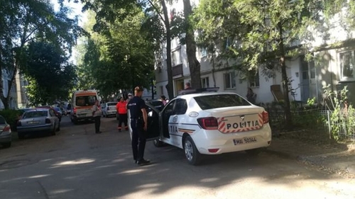 Un bărbat a fost găsit mort într-un apartament din Botoșani. Cine l-a descoperit. FOTO