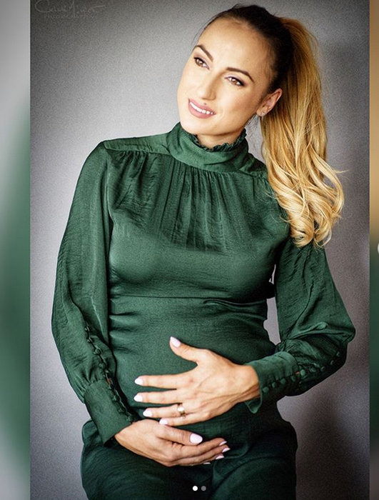 Anca Bucur a născut! Miss Fitness Universe 2017 a adus pe lume un băiețel