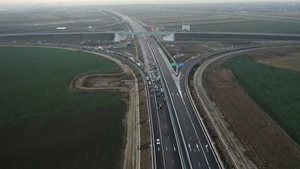 Sorin Grindeanu: A fost deschisă circulația pe încă 32 de km din AUTOSTRADA A7 / România a ajuns la o rețea de 1.158 km de drum de mare viteză