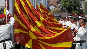 O ţară europeană, obligată să-şi schimbe numele! NATO i-a cerut asta, dacă vrea să intre în Alianţă