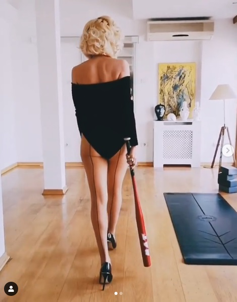 Ana Morodan, surprinsă în ipostaze ca-n filmele pentru adulţi! Mesajul transmis pentru cei care ies din casă în plină pandemie de coronavirus