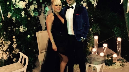 Elena Udrea, mai fericită ca niciodată alături de iubitul ei! În ce loc exotic şi-au petrecut Revelionul