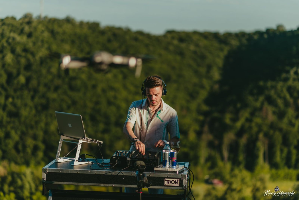 Sean Norvis a devenit DJ în urmă cu 12