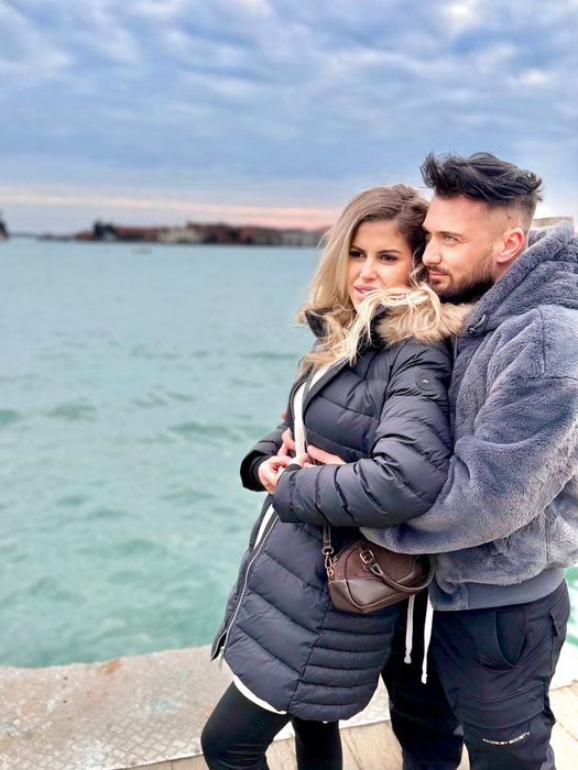 Fosta concurentă de la Insula Iubirii abia a devenit mamă, dar vrea să-și mărească din nou familia: „Mai lipsește un băiețel”